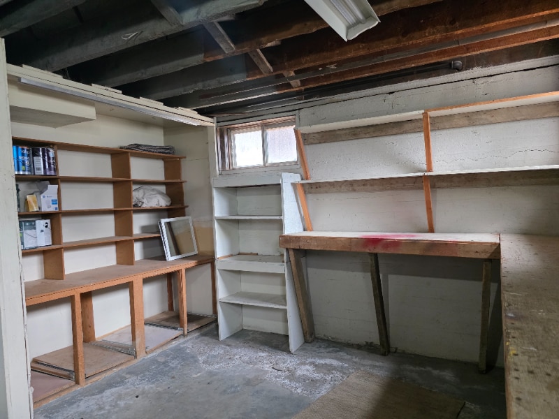 Building Photo - 251 Belford Ave