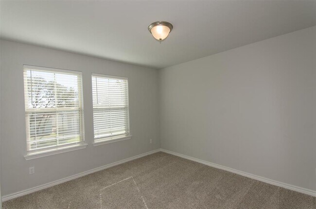 Building Photo - 2136 Pecan Island Dr