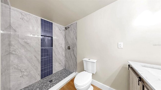 Building Photo - 1005 45th St W