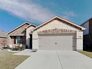 Building Photo - 2220 Heaton St