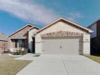 Building Photo - 2220 Heaton St