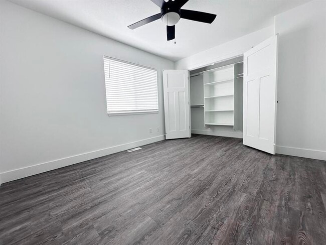 Building Photo - 1720 E Main St