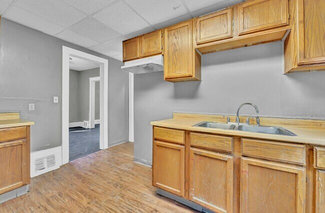 Building Photo - 1238 McKinley Ave