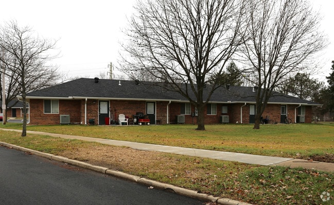 Building Photo - Meadows of Martindale