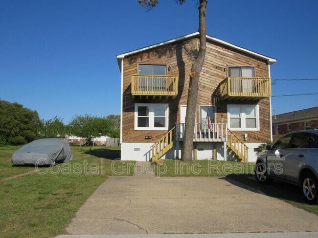 Building Photo - 9518 18th Bay St