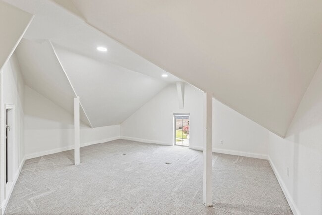 Building Photo - 124 Lavender Ln