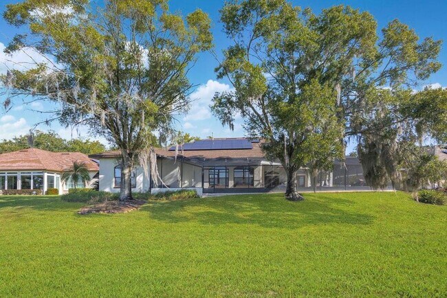 Building Photo - 16545 Majestic Ct