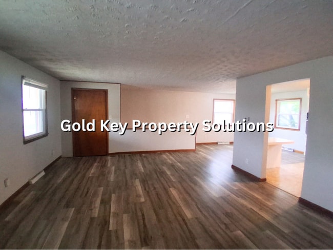 Building Photo - 1902 Rosemont Ave