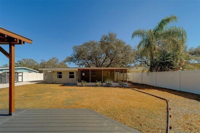 Building Photo - 11128 116th St