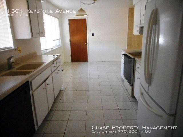 Building Photo - Single level home in Northwest Reno