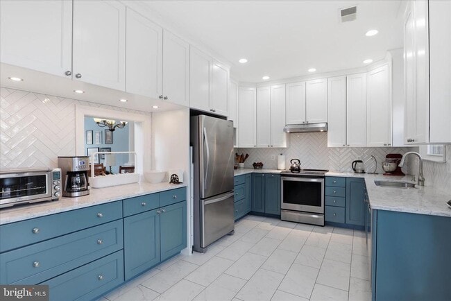 Building Photo - 10454 Breckinridge Ln