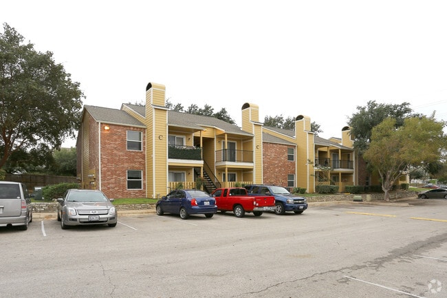 Building Photo - Bridge at Sweetwater