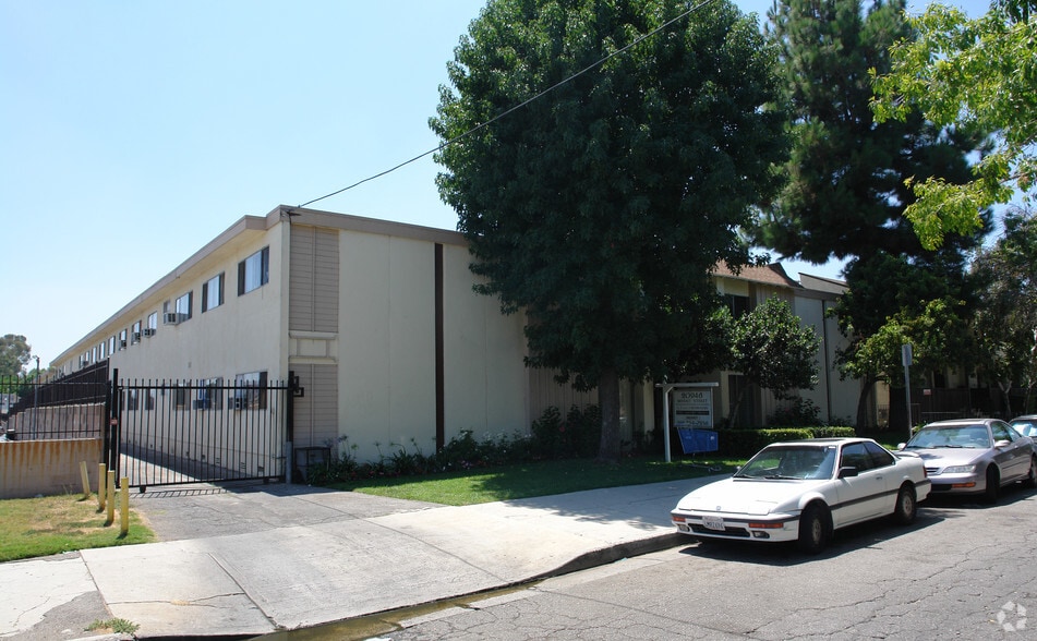 Primary Photo - Bryant Street Apartments