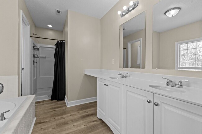 Building Photo - 8318 Umstead Dr