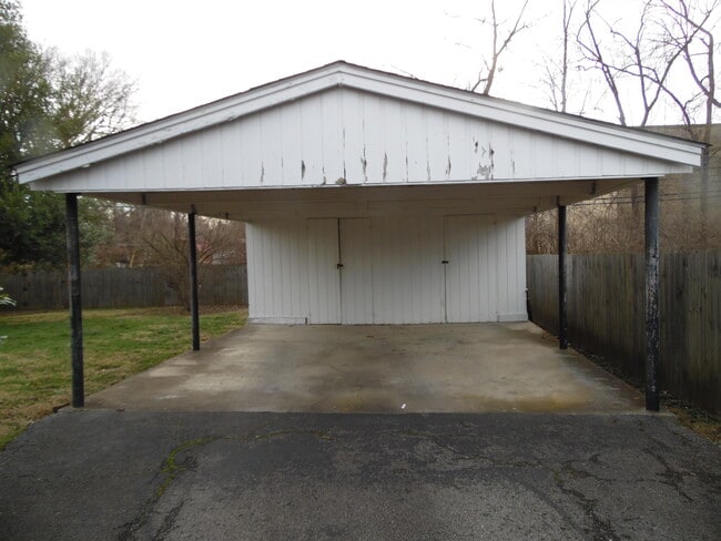 Building Photo - 662 Cardinal Ln