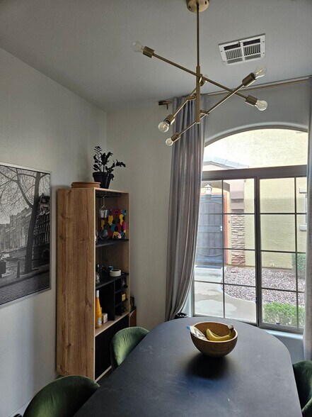 Building Photo - 1350 S Greenfield Rd