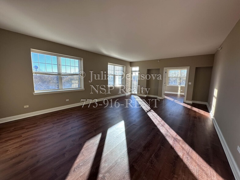 Building Photo - 1 Itasca Pl