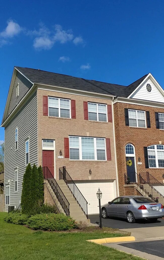 4201 ALLSTADT Farm Loop - 4201 ALLSTADT Farm Loop Dumfries VA 22025  Apartment Finder