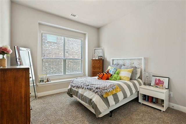 Building Photo - 861 Waterview Dr