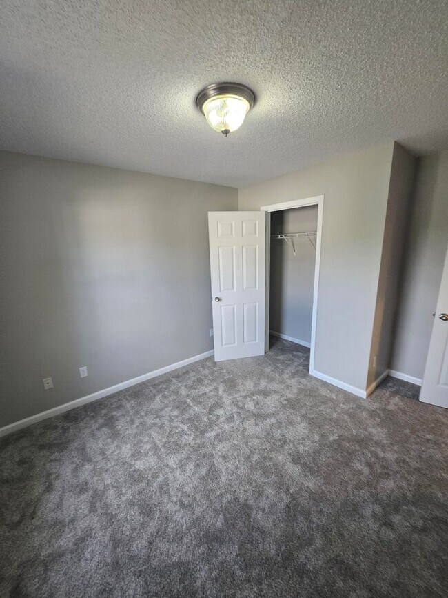 Building Photo - Charming 3 Bedroom Home in Historic Jonesb...