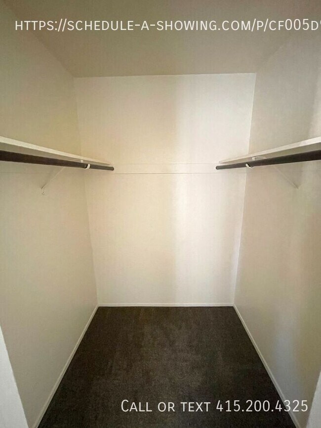 Building Photo - 530 Junipero-UNIT1