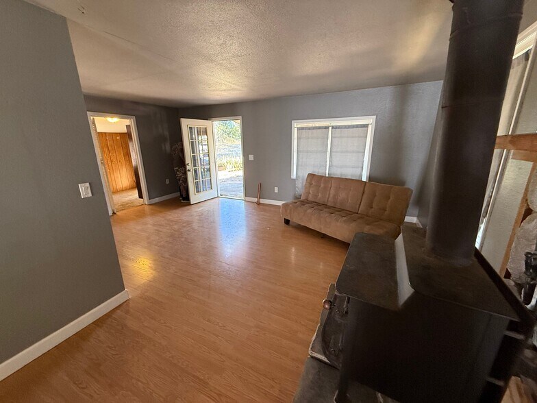 Building Photo - 3929 Pardes Way