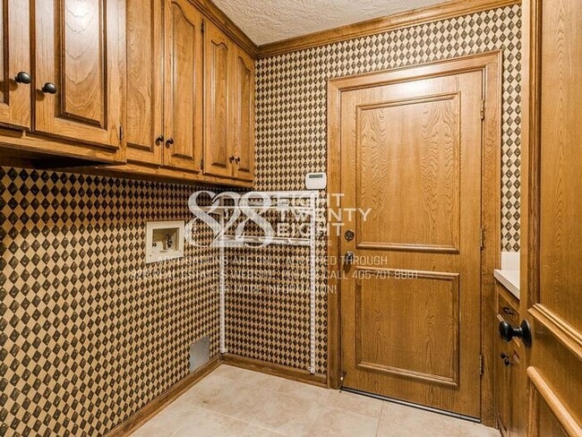 Building Photo - *Rare Find* Stunning Brookhaven 4 Bed 2.5 Bath Coming Soon - Available for July Move In!