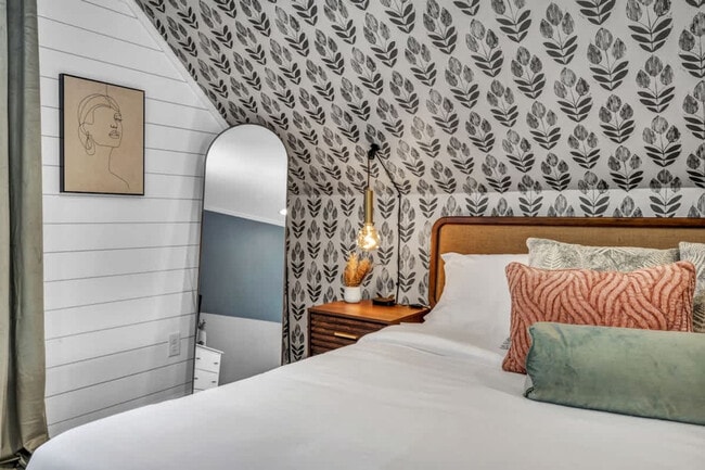 Building Photo - 1036 Union Ave