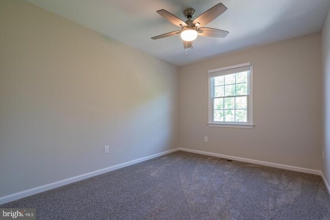 Building Photo - 90 Main St