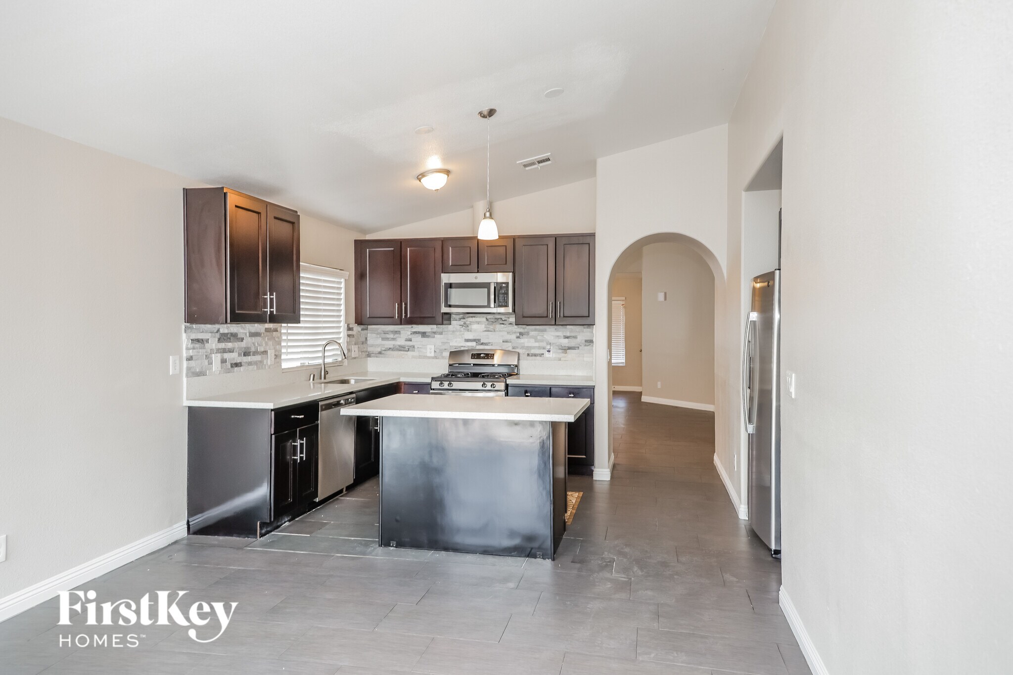 Building Photo - 6561 Duck Hill Springs Dr