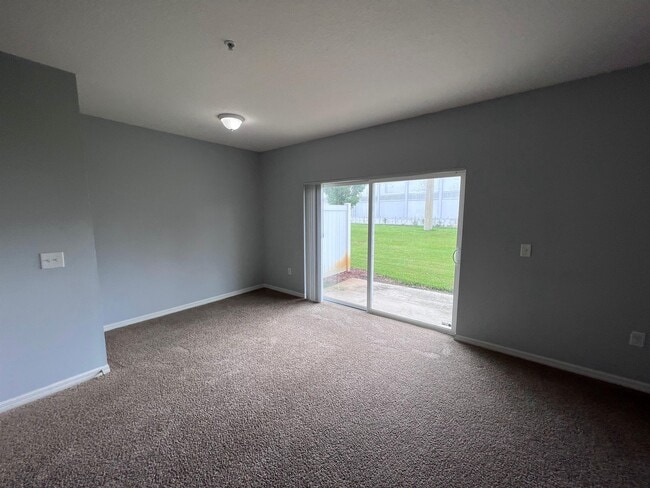 Building Photo - 1873 Chatham Pl Dr