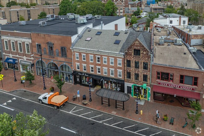 Building Photo - 23-25 Broadway