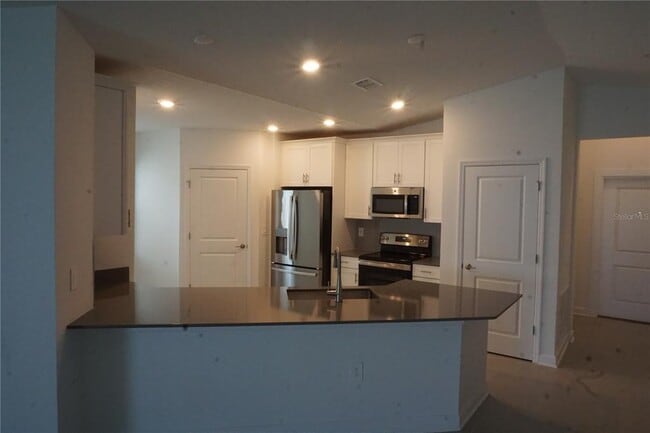 Building Photo - 5704 Stephens Rd