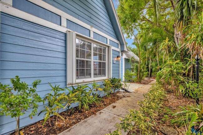 Building Photo - 120 Ocean Dunes Cir