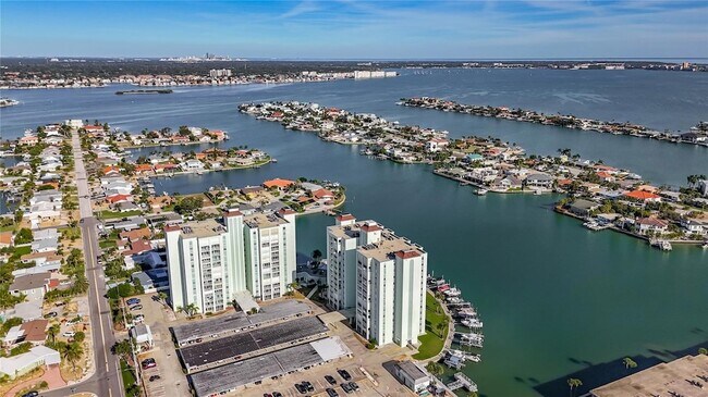 Building Photo - 400 64th Ave