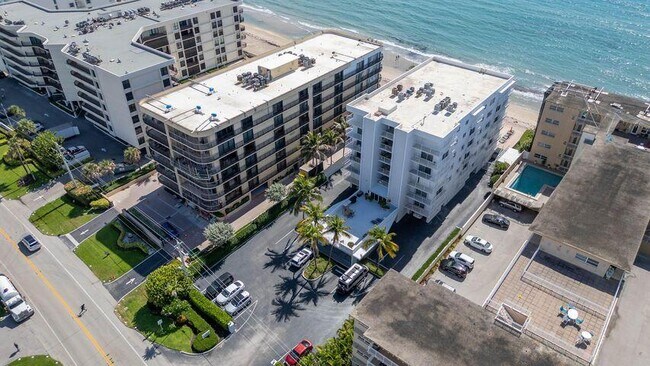 Building Photo - 4200 S Ocean Blvd