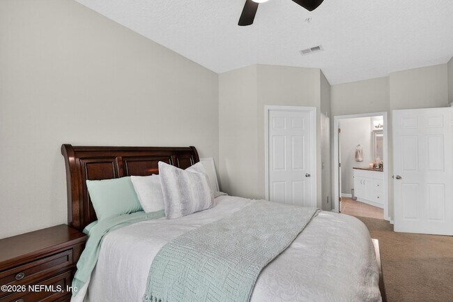 Building Photo - 7801 Point Meadows Dr