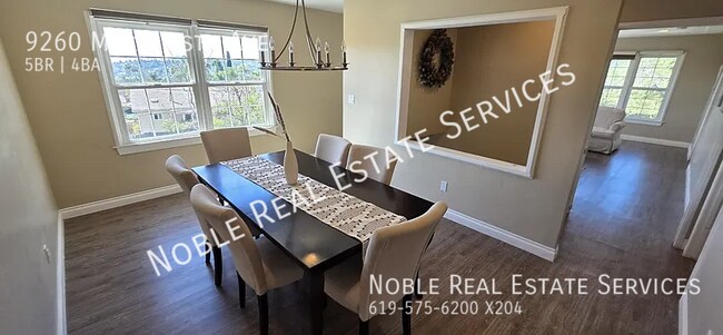 Building Photo - 9260 Mesa Vista Ave