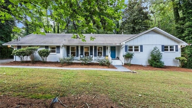 Building Photo - 204 Cold Creek Dr