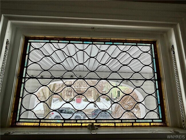 Building Photo - 38 Oakland Pl