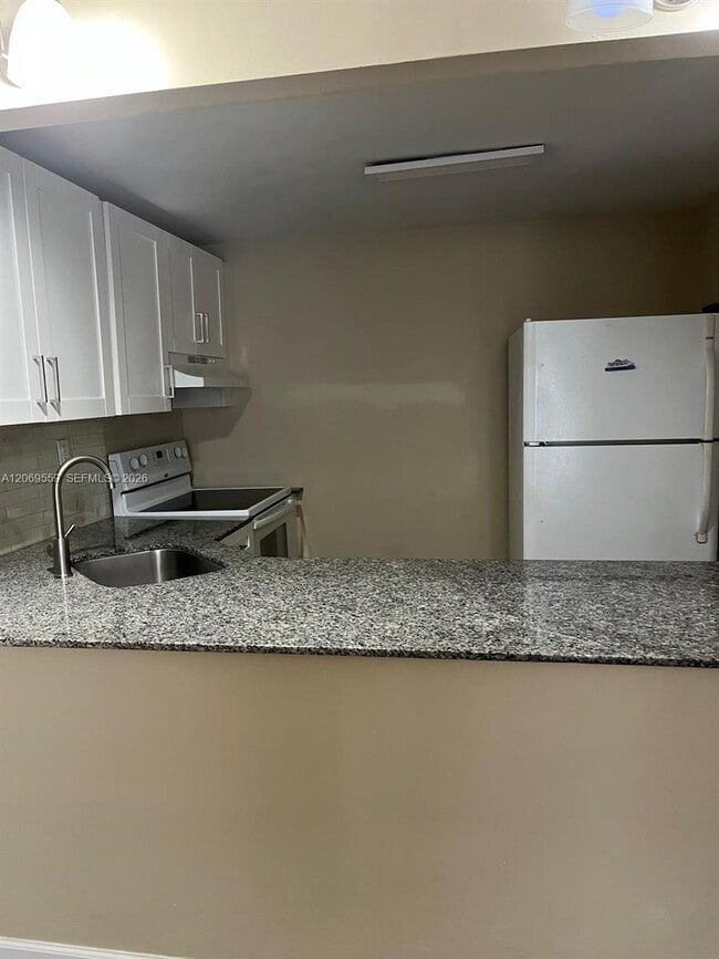 Building Photo - 4550 NW 9th St