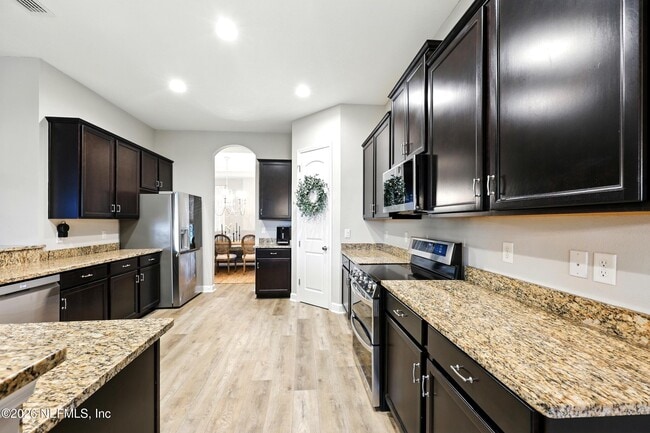 Building Photo - 3078 Vista Wood Dr