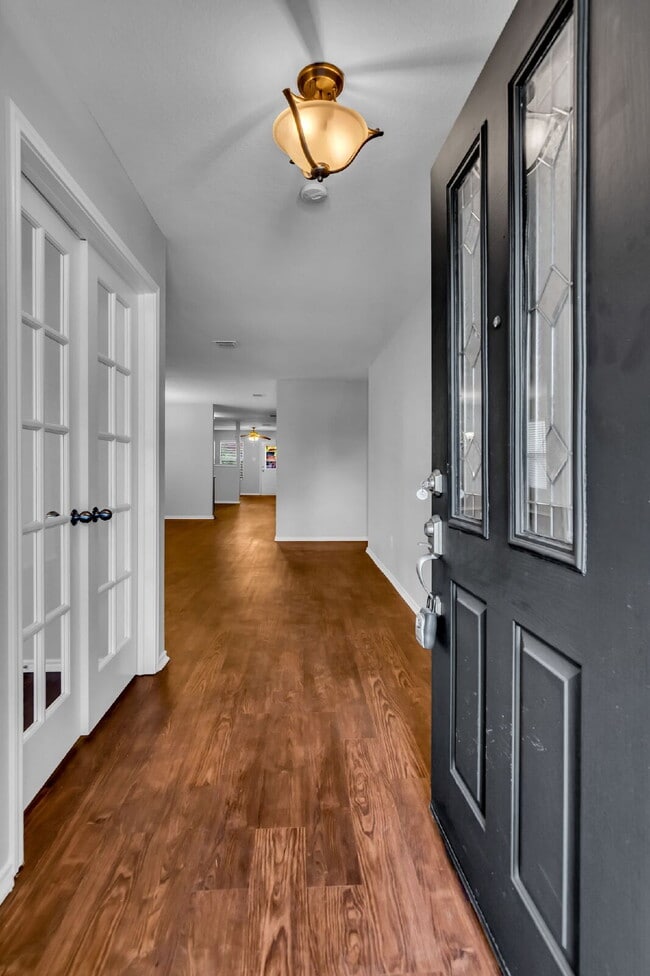 Building Photo - "Spacious 4-Bedroom Home – 2,085 Sq Ft Fort Worth Retreat!"