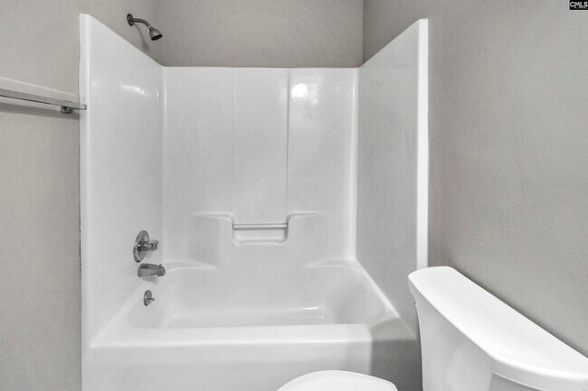 Building Photo - 133 Wildflower Ln