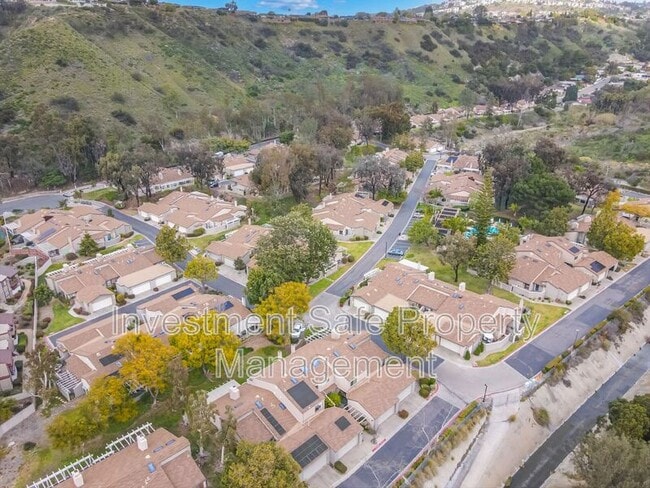 Building Photo - 5571 Adobe Falls Rd