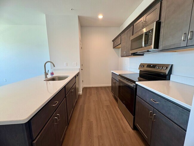 Building Photo - New Construction 3 Bedroom 2.5 Bathroom in Elizabethtown!