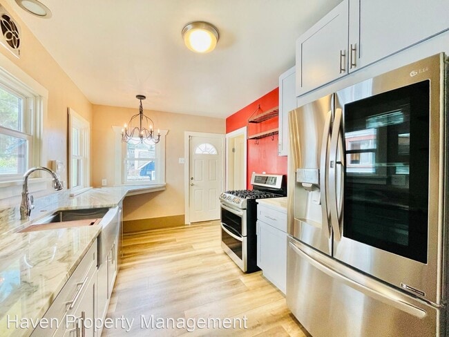 Building Photo - 2 br, 1 bath House - 5310 33rd Ave S