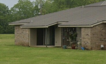 Building Photo - 25600 Smithfield Rd