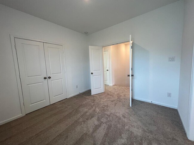 Building Photo - 4202 Balboa Dr