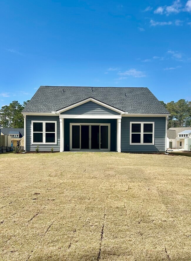 Building Photo - 1214 Laurel Oak Ave